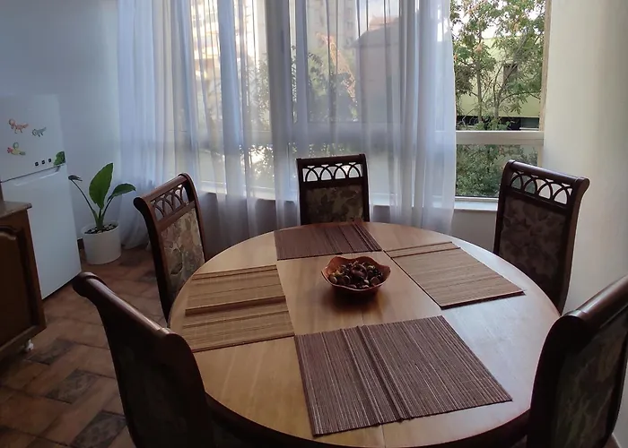 Center Rustic Retreat * Tirana