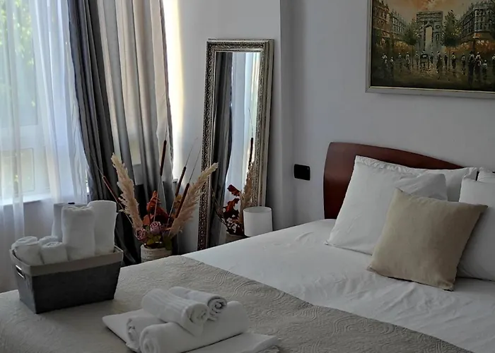 Center Rustic Retreat Apartament