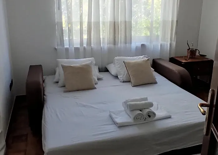 公寓 Center Rustic Retreat